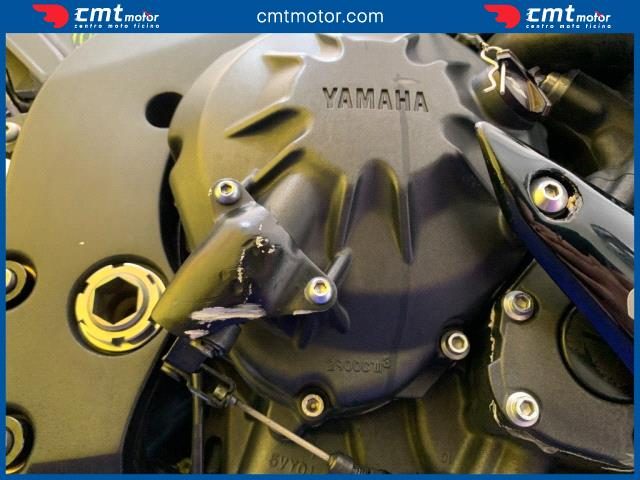 YAMAHA YZF R1 usata 10