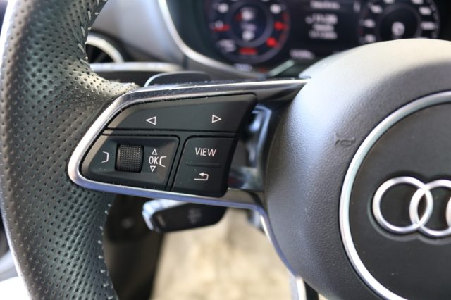 AUDI TT usata, con Autoradio digitale