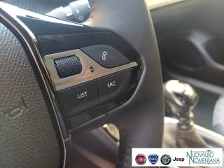 PEUGEOT 208 usata, con USB