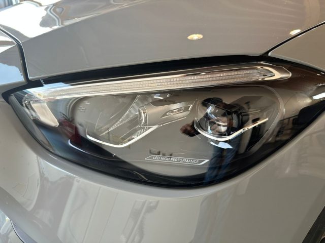 MERCEDES-BENZ C 220 usata, con Portellone posteriore elettrico