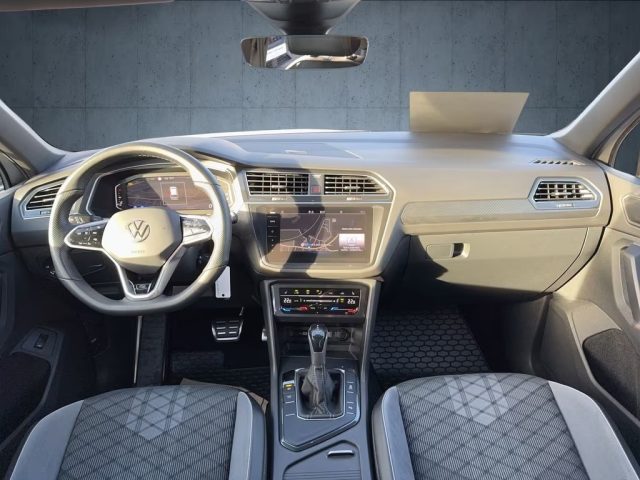 VOLKSWAGEN Tiguan usata, con Controllo automatico clima