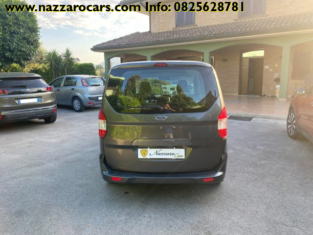 FORD Tourneo Courier usata, con Volante in pelle