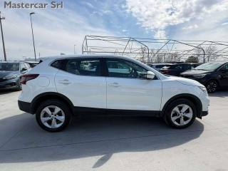 NISSAN Qashqai usata, con Boardcomputer