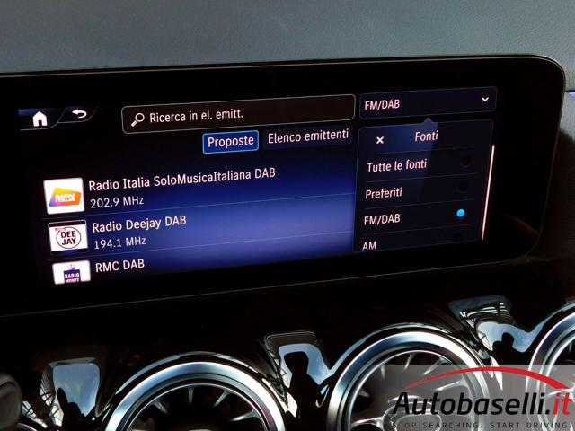 MERCEDES-BENZ GLA 200 usata, con Apple CarPlay