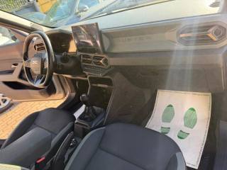 DACIA Duster usata, con USB