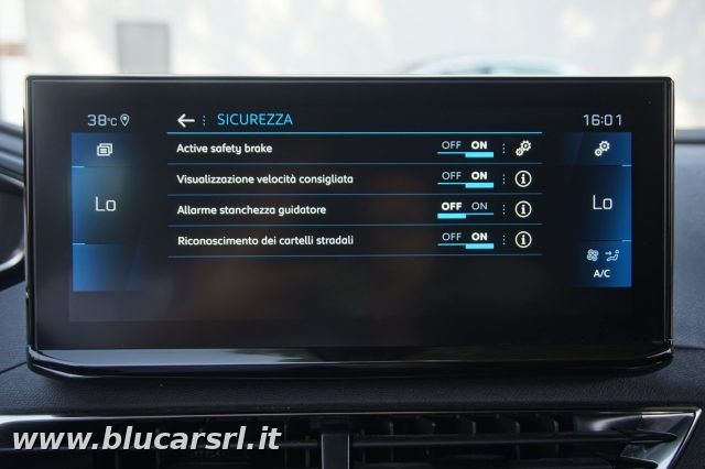 PEUGEOT 5008 usata, con Specchietti laterali elettrici