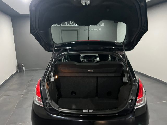 LANCIA Ypsilon usata, con Cronologia tagliandi