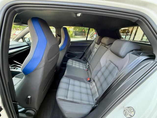VOLKSWAGEN Golf usata, con Controllo trazione