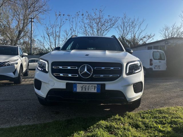 MERCEDES-BENZ GLB 200 usata, con Airbag