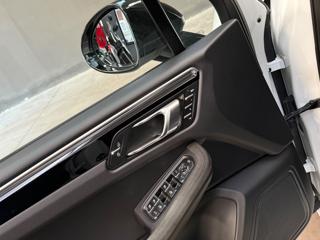 PORSCHE Macan usata, con Tettuccio apribile