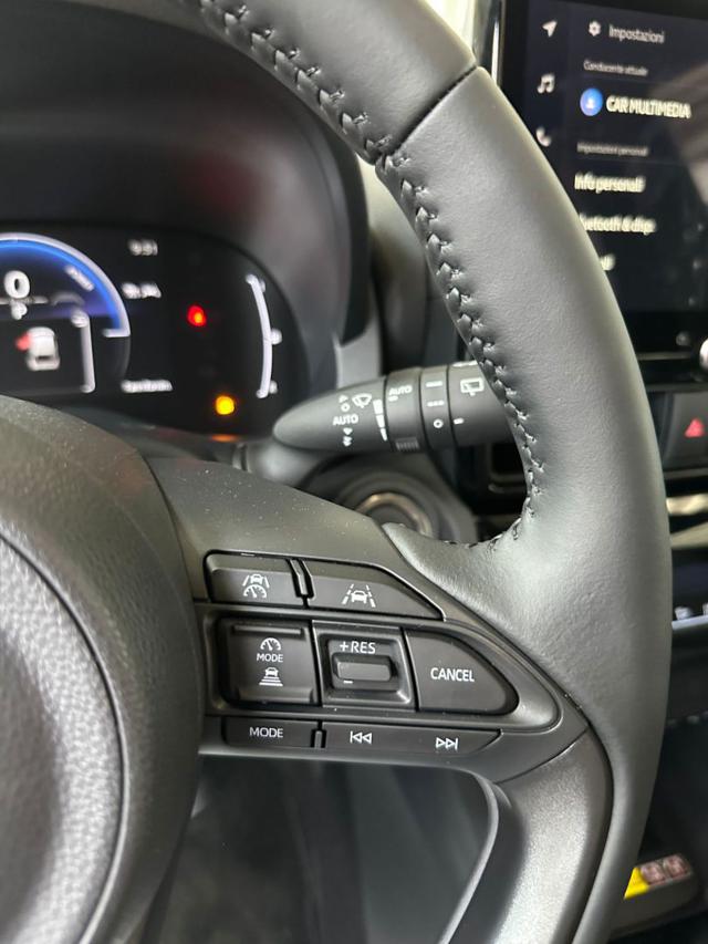 TOYOTA Yaris Cross usata, con ESP