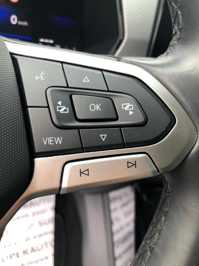 VOLKSWAGEN T-Cross usata, con Touch screen