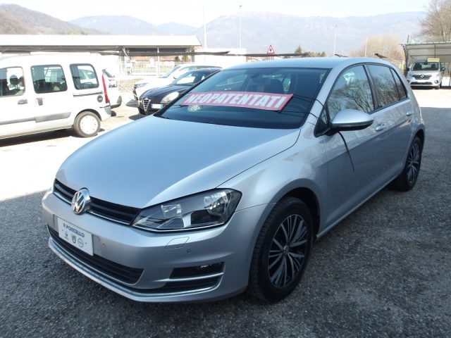 VOLKSWAGEN Golf usata, con Airbag
