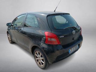 TOYOTA Yaris usata, con Airbag laterali
