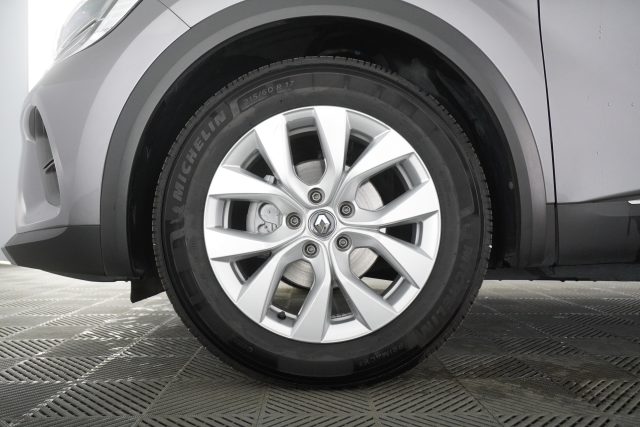 RENAULT Captur usata 14