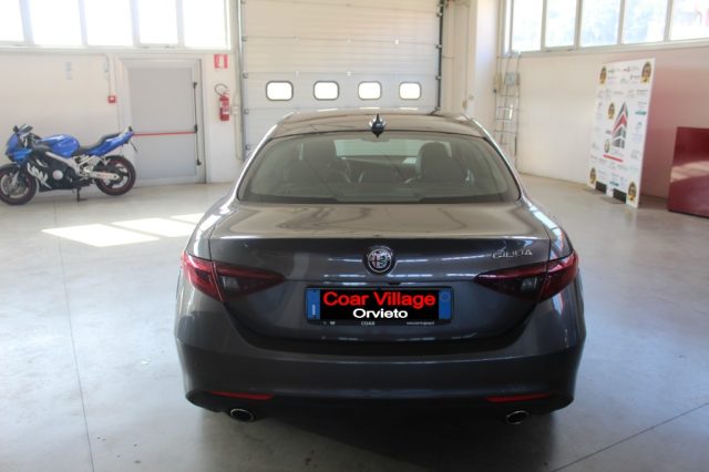 ALFA ROMEO Giulia usata, con Autoradio