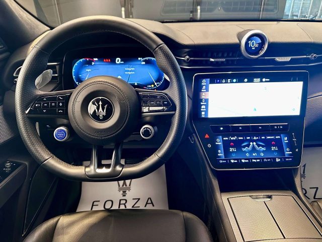 MASERATI Grecale usata, con Luci diurne LED