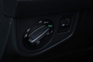 VOLKSWAGEN Taigo usata, con Isofix