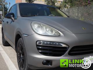 PORSCHE Cayenne usata, con Telecamera per parcheggio assistito
