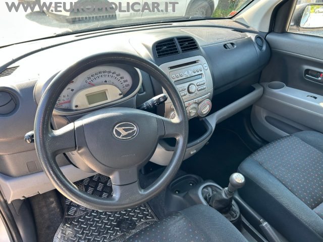DAIHATSU Sirion usata 12
