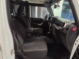 JEEP Wrangler usata, con Bluetooth