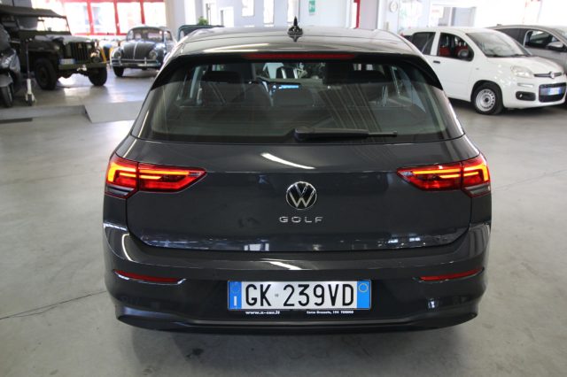 VOLKSWAGEN Golf usata, con Autoradio