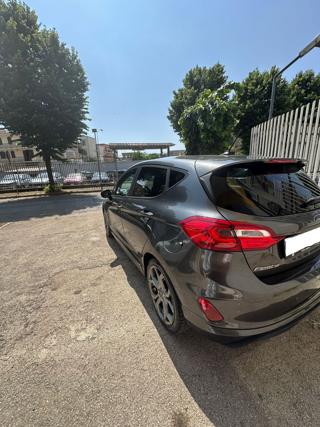 FORD Fiesta usata, con Chiusura centralizzata