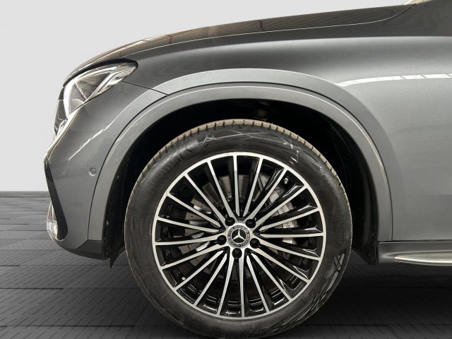 MERCEDES-BENZ GLC 220 usata 15
