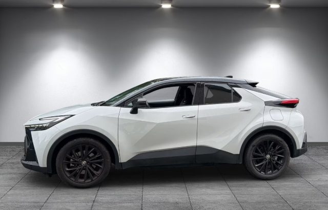TOYOTA C-HR usata, con Airbag laterali