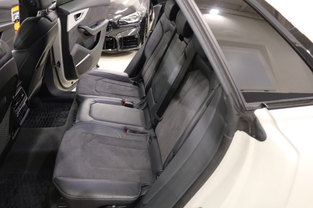 AUDI Q8 usata, con Sistema di navigazione