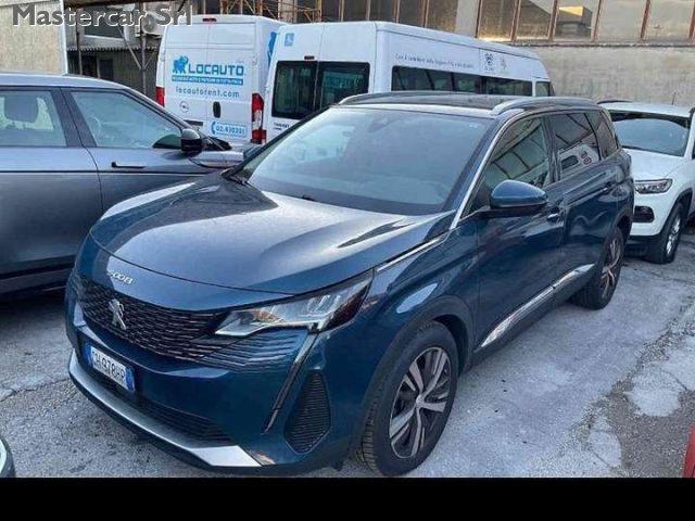 PEUGEOT 5008 usata, con Airbag