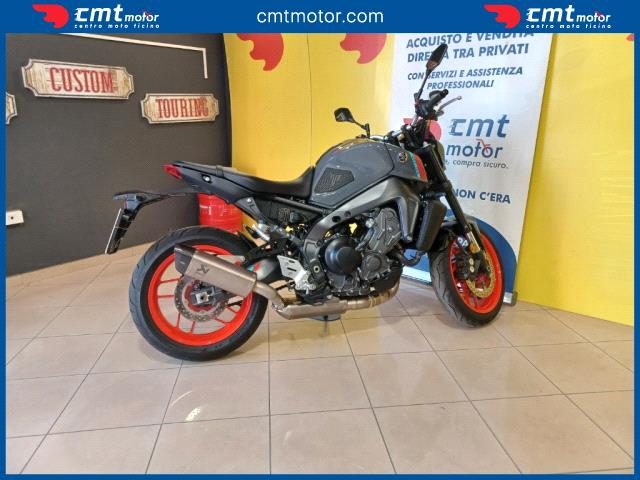 YAMAHA MT-09 usata 4