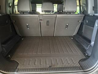 LAND ROVER Defender usata, con Bluetooth