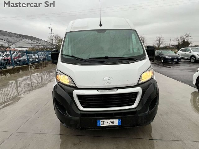 PEUGEOT Boxer usata, con Airbag Passeggero