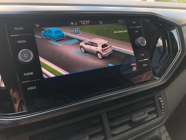 VOLKSWAGEN T-Cross usata, con Sedile posteriore sdoppiato