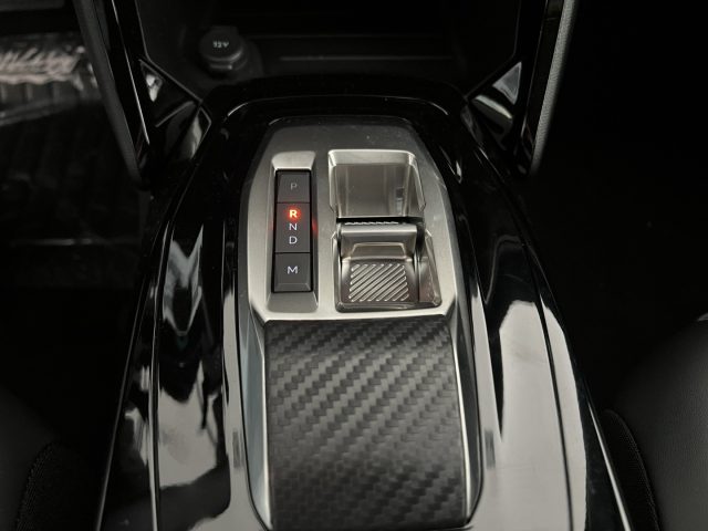 PEUGEOT 2008 usata, con Sensore di luce