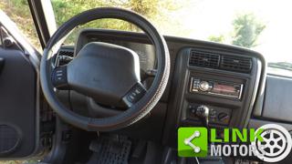 JEEP Cherokee usata 19