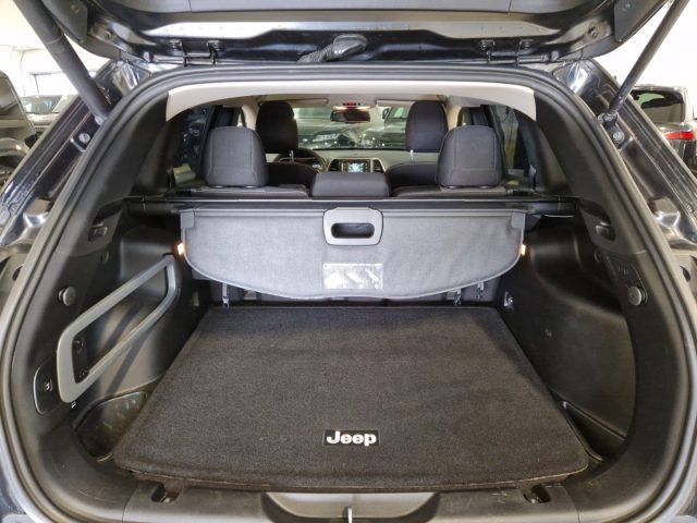 JEEP Cherokee usata, con Sensori di parcheggio posteriori
