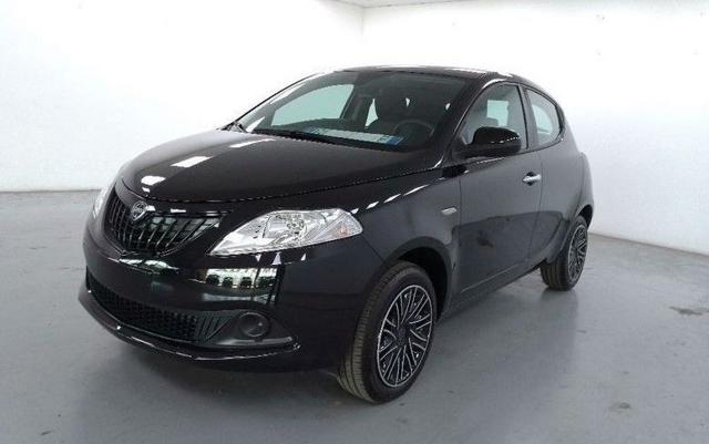 LANCIA Ypsilon usata, con Airbag laterali