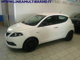 LANCIA Ypsilon usata, con USB