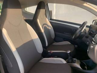 TOYOTA Aygo usata, con Sedile posteriore sdoppiato
