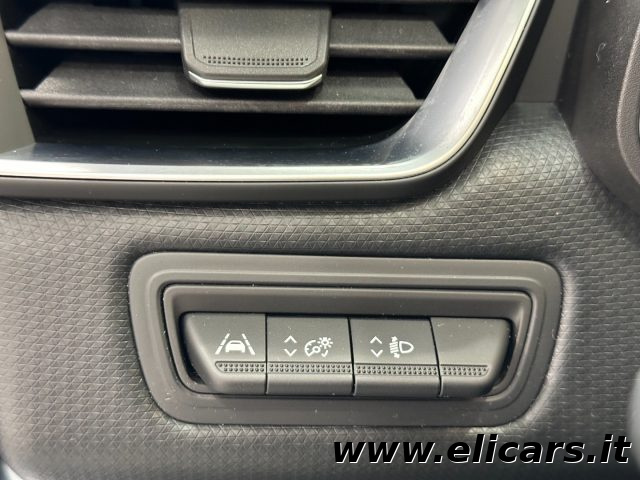 RENAULT Clio usata, con Fari LED