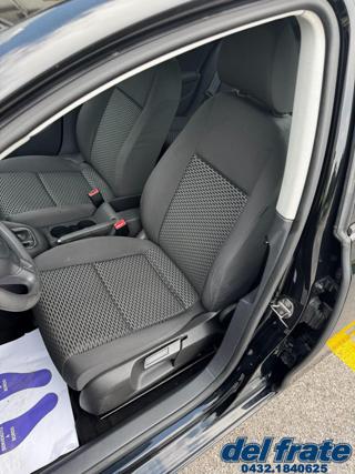 VOLKSWAGEN Golf usata, con Climatizzatore