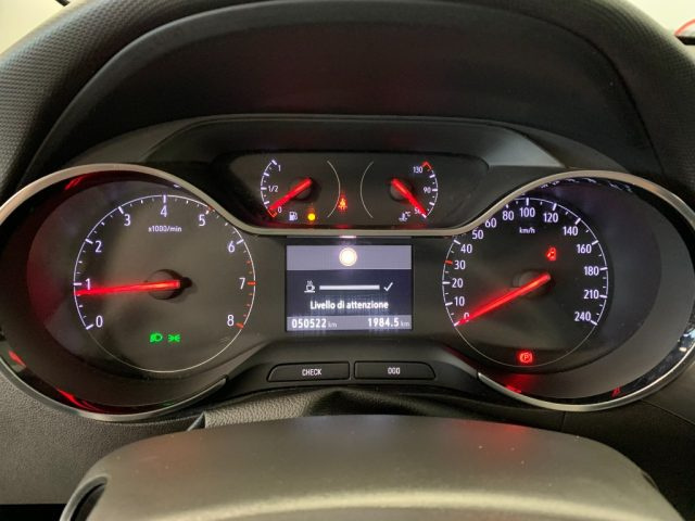 OPEL Crossland usata, con USB