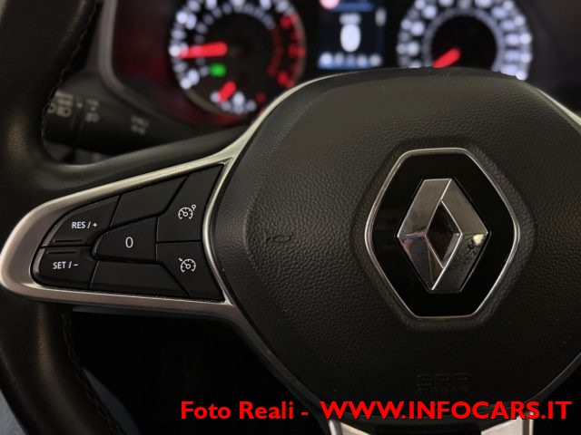 RENAULT Clio usata, con Fari LED