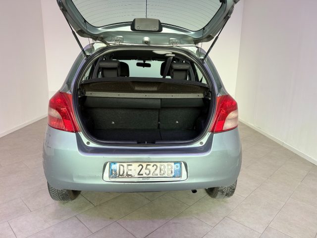 TOYOTA Yaris usata 7