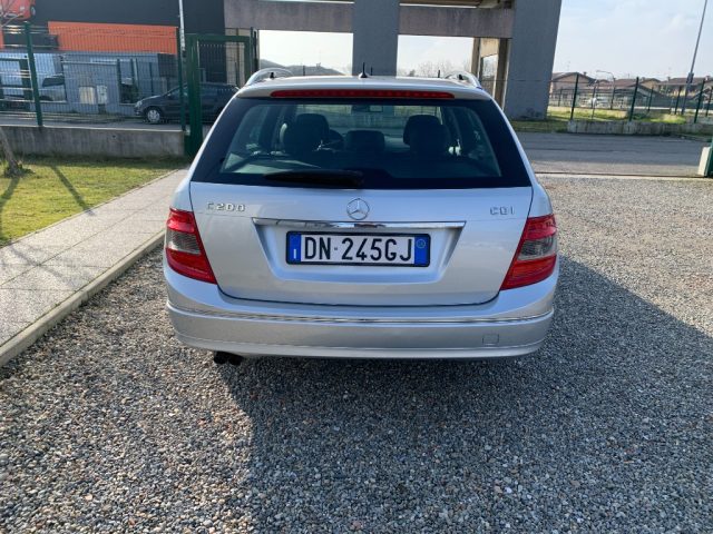 MERCEDES-BENZ C 200 usata, con Autoradio