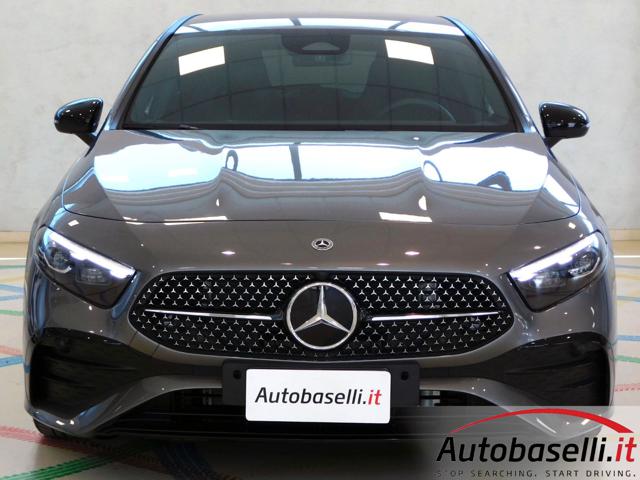 MERCEDES-BENZ A 180 usata, con Cronologia tagliandi