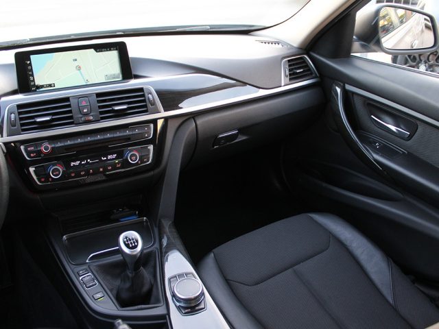 BMW 318 usata, con Lettore CD