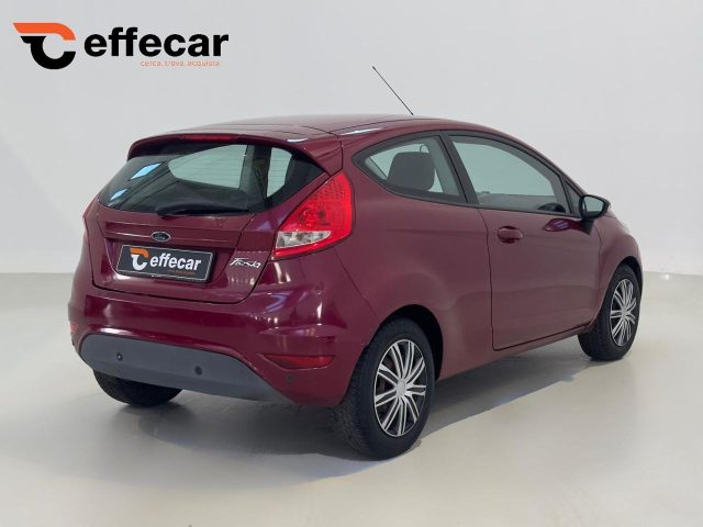 FORD Fiesta usata, con Autoradio